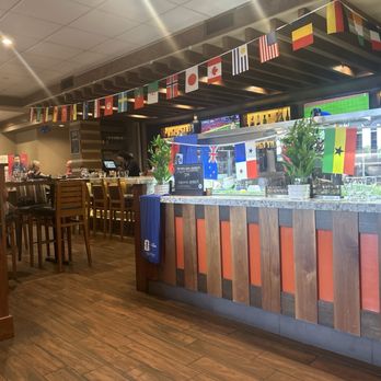 B-Town Kitchen & Raw Bar - Live/Raw Food Near Me - Bellingham, Washington