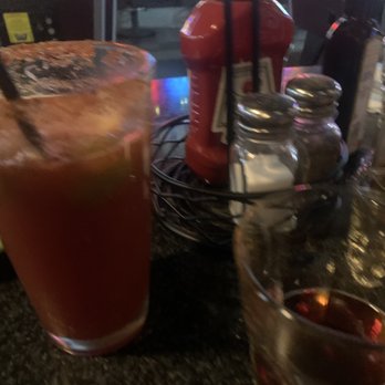 Tubby's Tavern - Sports Bars Near Me - Whittier, California