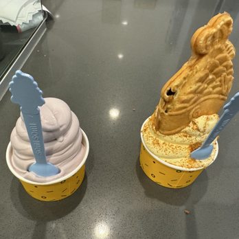 Somisomi - Ube soft serve and the Peach soft serve with red bean filled taiyaki - Ice Cream & Frozen Yogurt Near Me - Pleasanton, California