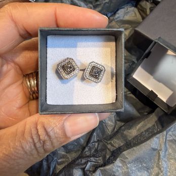 Acme Pawn - Sterling silver earrings with black diamonds - Pawn Shops Near Me - Oakwood, Georgia Acme Pawn - Sterling silver earrings with black diamonds - Pawn Shops Near Me - Oakwood, Georgia