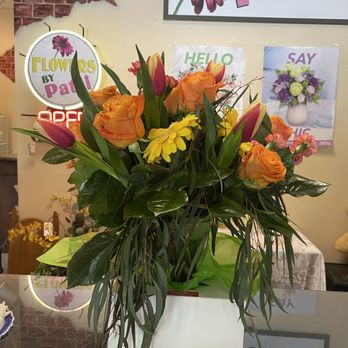 Flowers by Patti - Reno Flower Delivery - This is what I recieved at first - Florists Near Me - Reno, Nevada Flowers by Patti - Reno Flower Delivery - This is what I recieved at first - Florists Near Me - Reno, Nevada