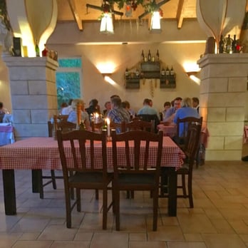 Piazza Toscana - Italian Near Me - Potsdam, BB
