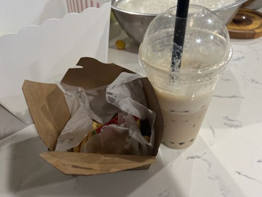 Den Da Coffee & Tea Restaurant by null