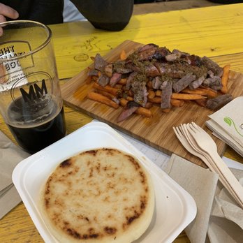Mercato Metropolitano - Steak and frites - Farmers Market Near Me - London, XGL Mercato Metropolitano - Steak and frites - Farmers Market Near Me - London, XGL