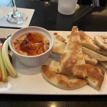 Le Méridien Arlington - Mediteranean Sampler Hummus | Marinated Olives | Grilled Flatbread - Hotels Near Me - Arlington, Virginia