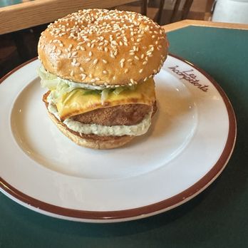Les Incompetents - Fried Shrimp Sandwich (limited availibility) - French Near Me - Saint Catharines, Ontario