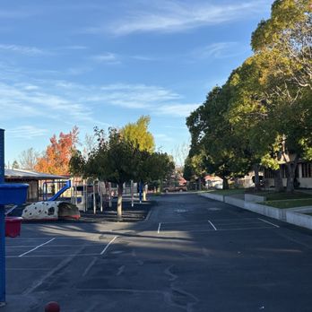 Challenger School - Strawberry Park - Elementary Schools Near Me - San Jose, California Challenger School - Strawberry Park - Elementary Schools Near Me - San Jose, California