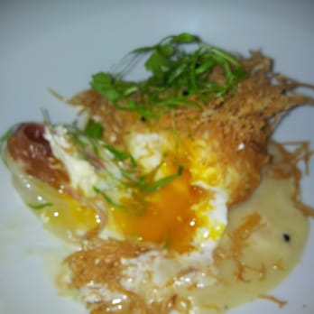 BLACK Bar & Grill - insideeee - Modern Australian Near Me - Pyrmont, NSW