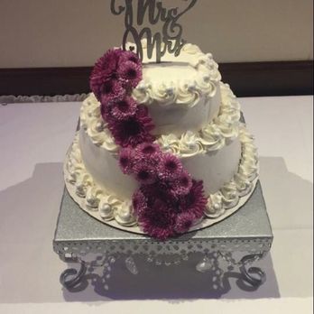 River-Q's Pastry Pantry - Bakeries Near Me - Trenton, Michigan River-Q's Pastry Pantry - Bakeries Near Me - Trenton, Michigan
