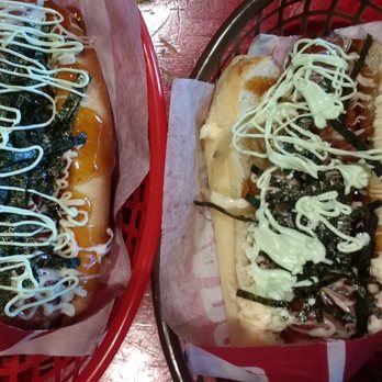 Japadog - Looks like it should have tons of flavor. Alas, they left the dogs in the water bath so long that all flavor was gone, gone, gone. - Japanese Near Me - Vancouver, British Columbia