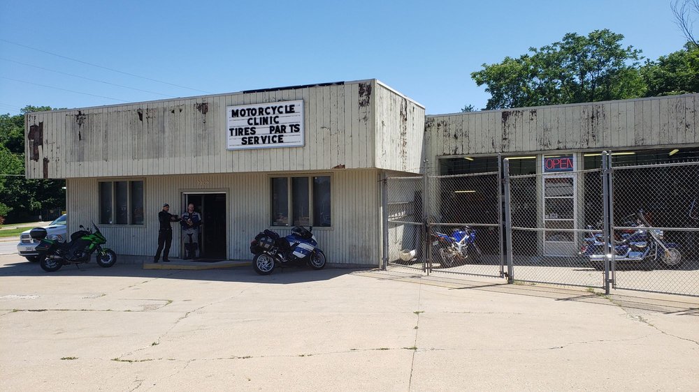 THE MOTORCYCLE CLINIC Updated August 2024 2209 Martin Luther King