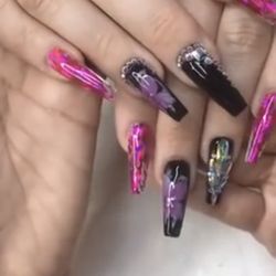 Kitty Nails