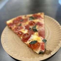 Round Pie Pizza Company - Pepperoni and hot honey