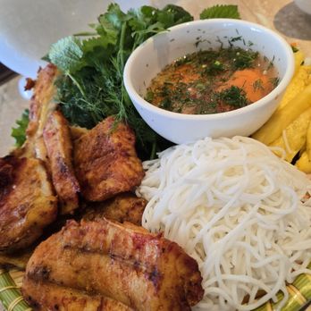 Ngon - Vietnamese Near Me - Garden Grove, California