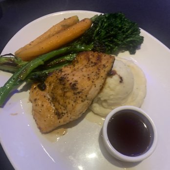 Yard House - Whiskey Glazed Salmon! Yummy!! - Bars Near Me - Long Beach, California