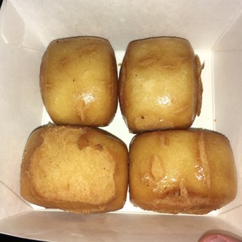 Taste Tea Cafe - Fried buns with condense milk sauce - Taiwanese Near Me - Artesia, California Taste Tea Cafe - Fried buns with condense milk sauce - Taiwanese Near Me - Artesia, California