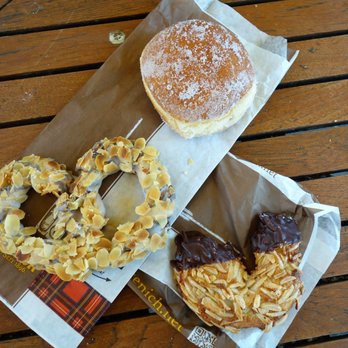Merzenich - Merzenich Backereien 05/25/19:  Nougatbrezel, Berliner Gezuckert, Mandelhornchen - Bakeries Near Me - Cologne, NW