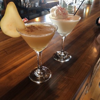 Red Eagle Distillery - Pear Nectar Martini and Peppermint Cream Martini - Distilleries Near Me - Geneva, Ohio