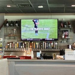 Hurricane Grill & Wings