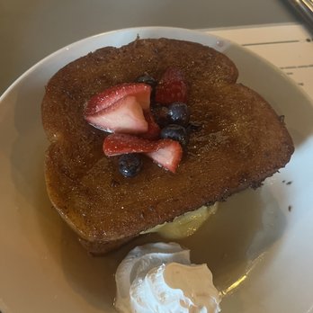 SOB Downtown - French toast - Gastropubs Near Me - Memphis, Tennessee SOB Downtown - French toast - Gastropubs Near Me - Memphis, Tennessee