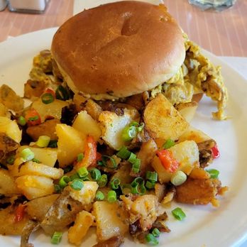 The Breakfast Club and Grill - Chicken sausage sandwich - Breakfast & Brunch Near Me - Chicago, Illinois The Breakfast Club and Grill - Chicken sausage sandwich - Breakfast & Brunch Near Me - Chicago, Illinois