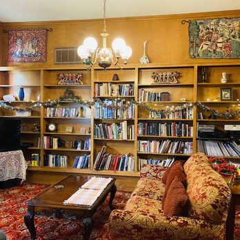 Kaleidoscope Inn - Common lounge - Venues & Event Spaces Near Me - Nipomo, California Kaleidoscope Inn - Common lounge - Venues & Event Spaces Near Me - Nipomo, California