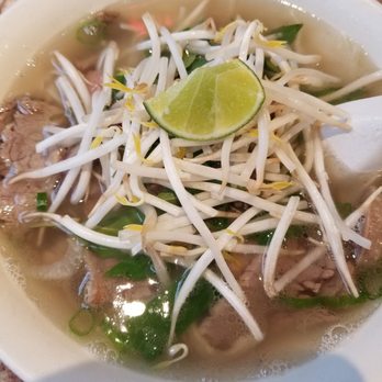 Pho Hung - Special beef pho- it had tripe, raw beef, grilled beef - Vietnamese Near Me - Toronto, Ontario