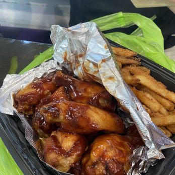 Mad Wingz - Bbq bone in wings - Chicken Wings Near Me - Killeen, Texas Mad Wingz - Bbq bone in wings - Chicken Wings Near Me - Killeen, Texas