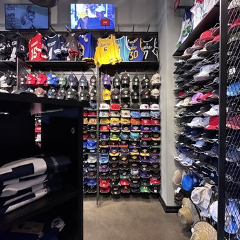 Lids - Hats - Sports Wear Near Me - Las Vegas, Nevada