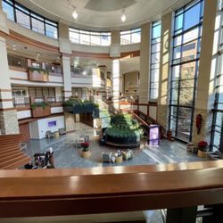 Northwestern Medicine Central DuPage Hospital - Atrium