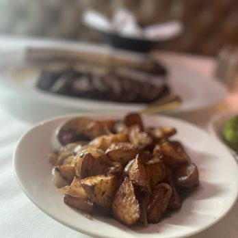 Al Biernat's Oak Lawn - Skillet Potatoes - Steakhouses Near Me - Dallas, Texas Al Biernat's Oak Lawn - Skillet Potatoes - Steakhouses Near Me - Dallas, Texas