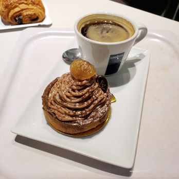 Eric Kayser - Tarte mont blanc - Bakeries Near Me - Paris, 75
