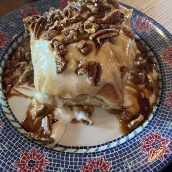 Whiskey Cake - Cinnamon roll - New American Near Me - San Antonio, Texas Whiskey Cake - Cinnamon roll - New American Near Me - San Antonio, Texas