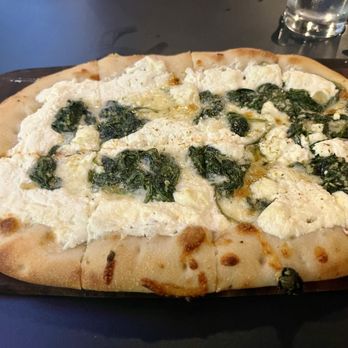 Circa at The Boro - Four Cheese Spinach Flatbread - New American Near Me - Tysons, Virginia