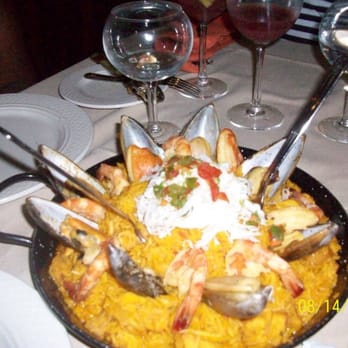 Platos - Paella for Two - Latin American Near Me - Carolina, Puerto Rico Platos - Paella for Two - Latin American Near Me - Carolina, Puerto Rico