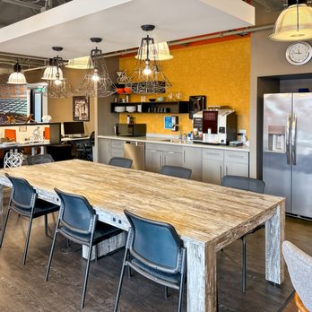 Regus British Columbia Maple Ridge - Shared Office Spaces Near Me - Maple Ridge, British Columbia Regus British Columbia Maple Ridge - Shared Office Spaces Near Me - Maple Ridge, British Columbia
