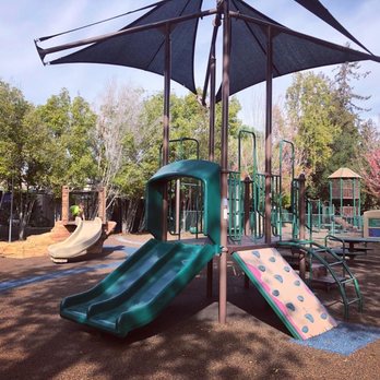 Laureola Park - Parks Near Me - San Carlos, California Laureola Park - Parks Near Me - San Carlos, California