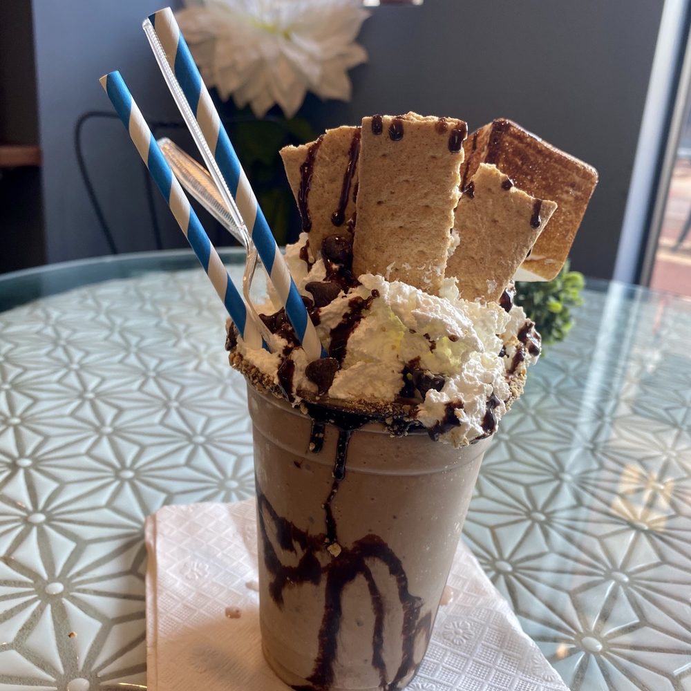 Cherri's Chocol'art - S'more milkshake - Chocolatiers & Shops Near Me - Kalamazoo, Michigan