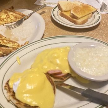 Largo Family Restaurant - Diners Near Me - Largo, Florida