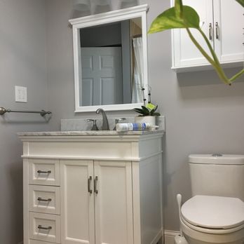 JCL Restorations - Bathroom Remodeling Photo - Damage Restoration Near Me - Lake Forest, Illinois JCL Restorations - Bathroom Remodeling Photo - Damage Restoration Near Me - Lake Forest, Illinois