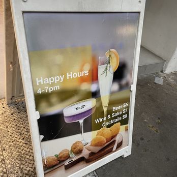 Huuma - Happy hour - Cocktail Bars Near Me - New York, New York