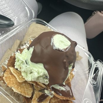 Scoop Shack - Ice Cream & Frozen Yogurt Near Me - Indianapolis, Indiana