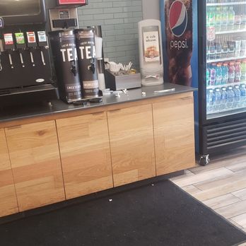 Jersey Mike's Subs - Dirty beverage / condiment self serve area - Fast Food Near Me - Davie, Florida Jersey Mike's Subs - Dirty beverage / condiment self serve area - Fast Food Near Me - Davie, Florida