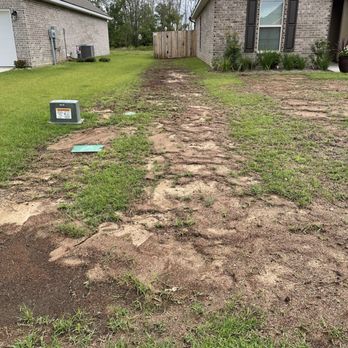 DSLD Homes - Nice Grass Dude!!!!! - General Contractors Near Me - Denham Springs, Louisiana DSLD Homes - Nice Grass Dude!!!!! - General Contractors Near Me - Denham Springs, Louisiana