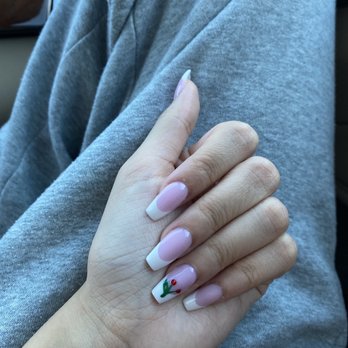 Queen Nails - Nail Salons Near Me - Lumberton, North Carolina