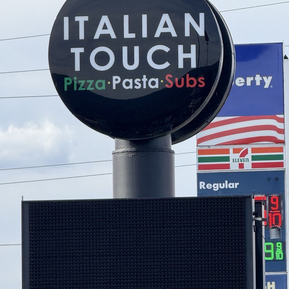 Italian Touch Pizza - Road sign - Italian Near Me - Woodstock, Virginia