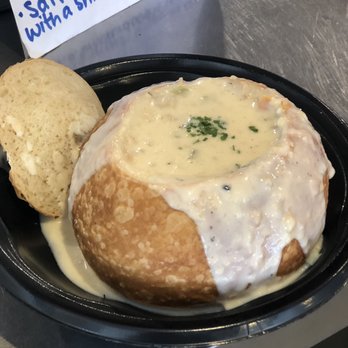 Duckie's Chowder House - Bread bowl - Seafood Near Me - Cayucos, California