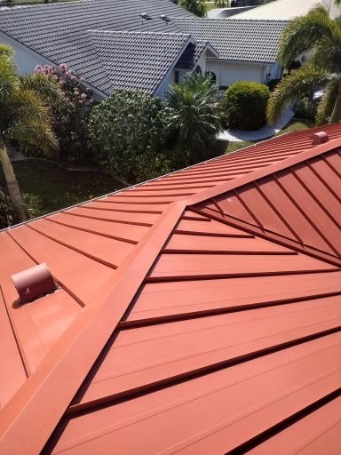 Slide of Expert Roofing Services