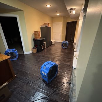 Water Damage Pro Master - Doing mold remediation - Damage Restoration Near Me - Woodbridge, Virginia Water Damage Pro Master - Doing mold remediation - Damage Restoration Near Me - Woodbridge, Virginia