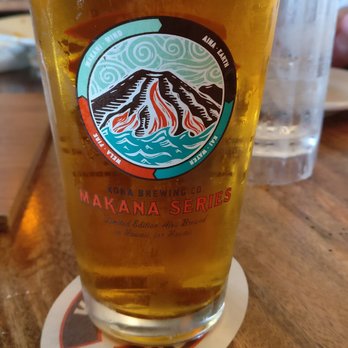 Kona Brewing - Pineapple session - Pubs Near Me - Honolulu, Hawaii Kona Brewing - Pineapple session - Pubs Near Me - Honolulu, Hawaii